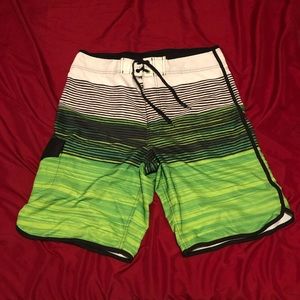 32” Burnside Green White Board Shorts